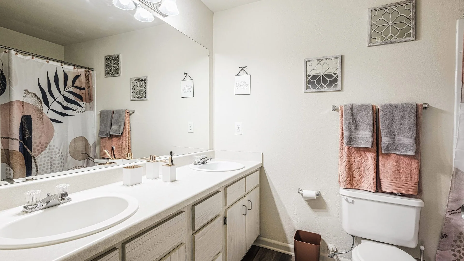 Cayce Cove Apartments — Sale in Cayce, SC, photo 2 of 6