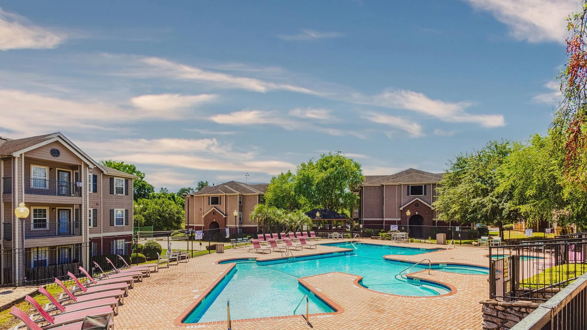 Cayce Cove Apartments — Sale in Cayce, SC, photo 3 of 6
