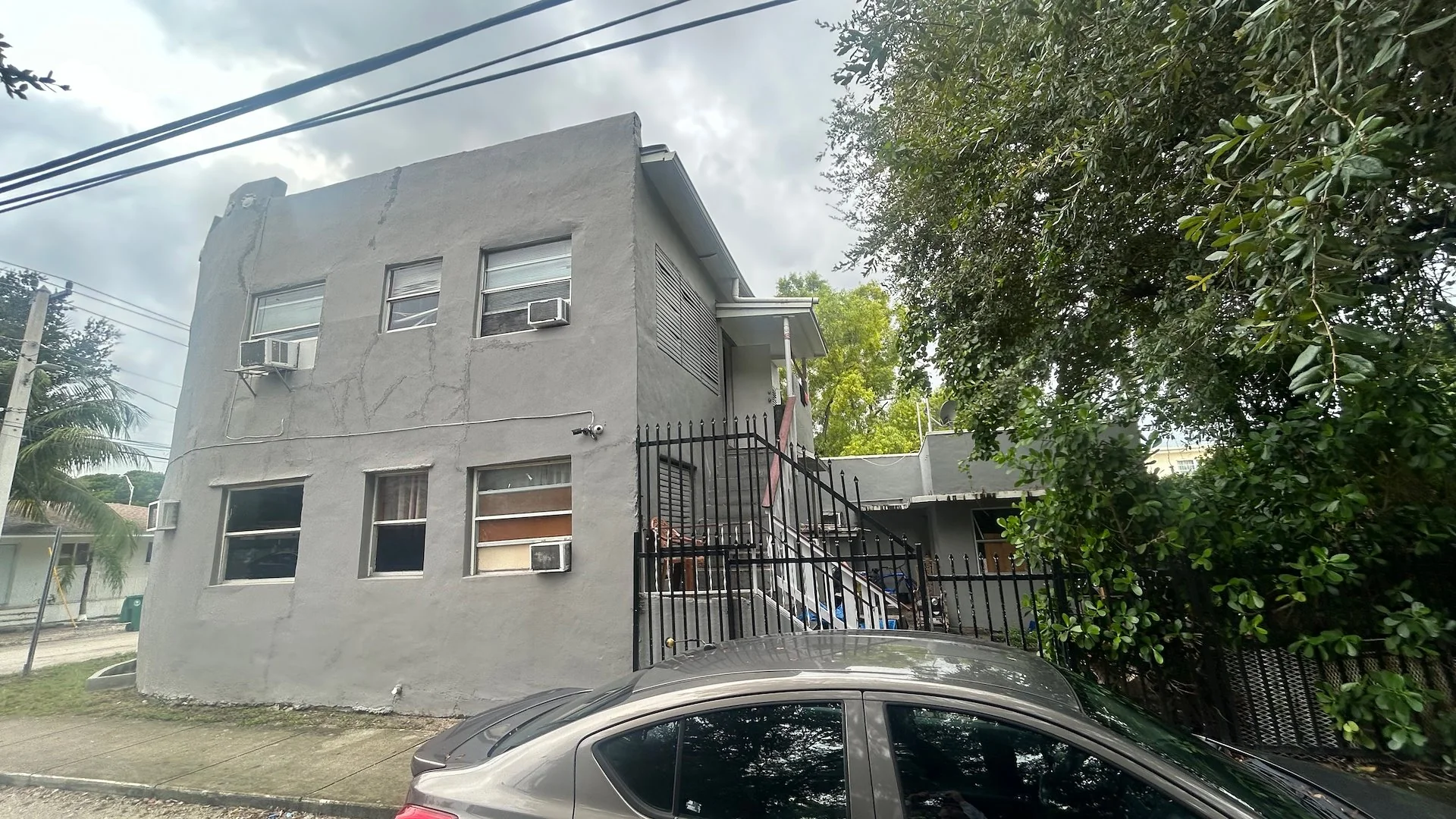 Rosedale Apartments — Sale in Miami, FL, photo 2 of 5