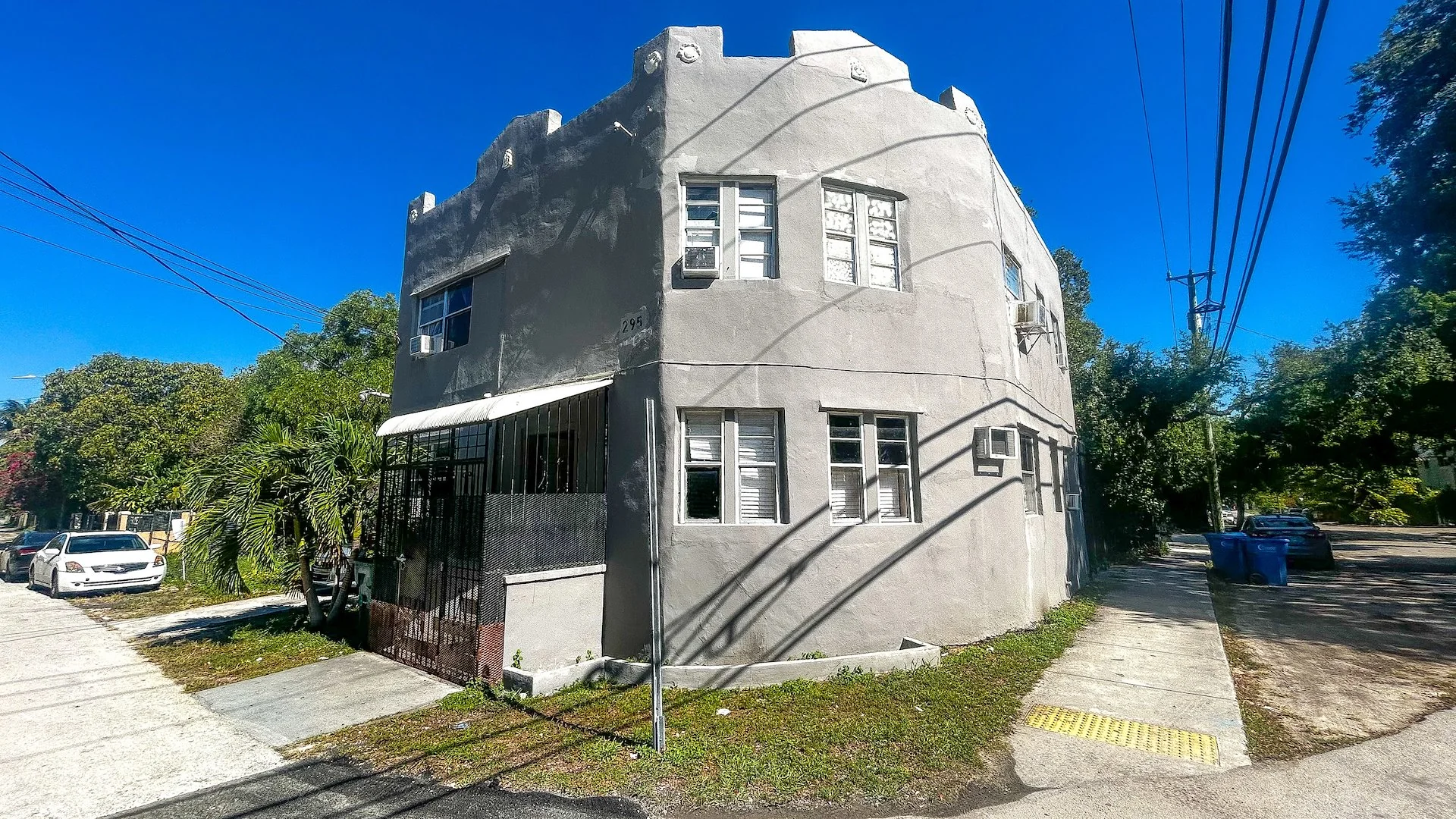 Rosedale Apartments — Sale in Miami, FL, photo 3 of 5