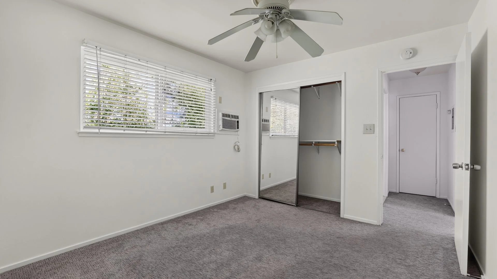 614 17th St — Sale in Sacramento, CA, photo 6 of 8