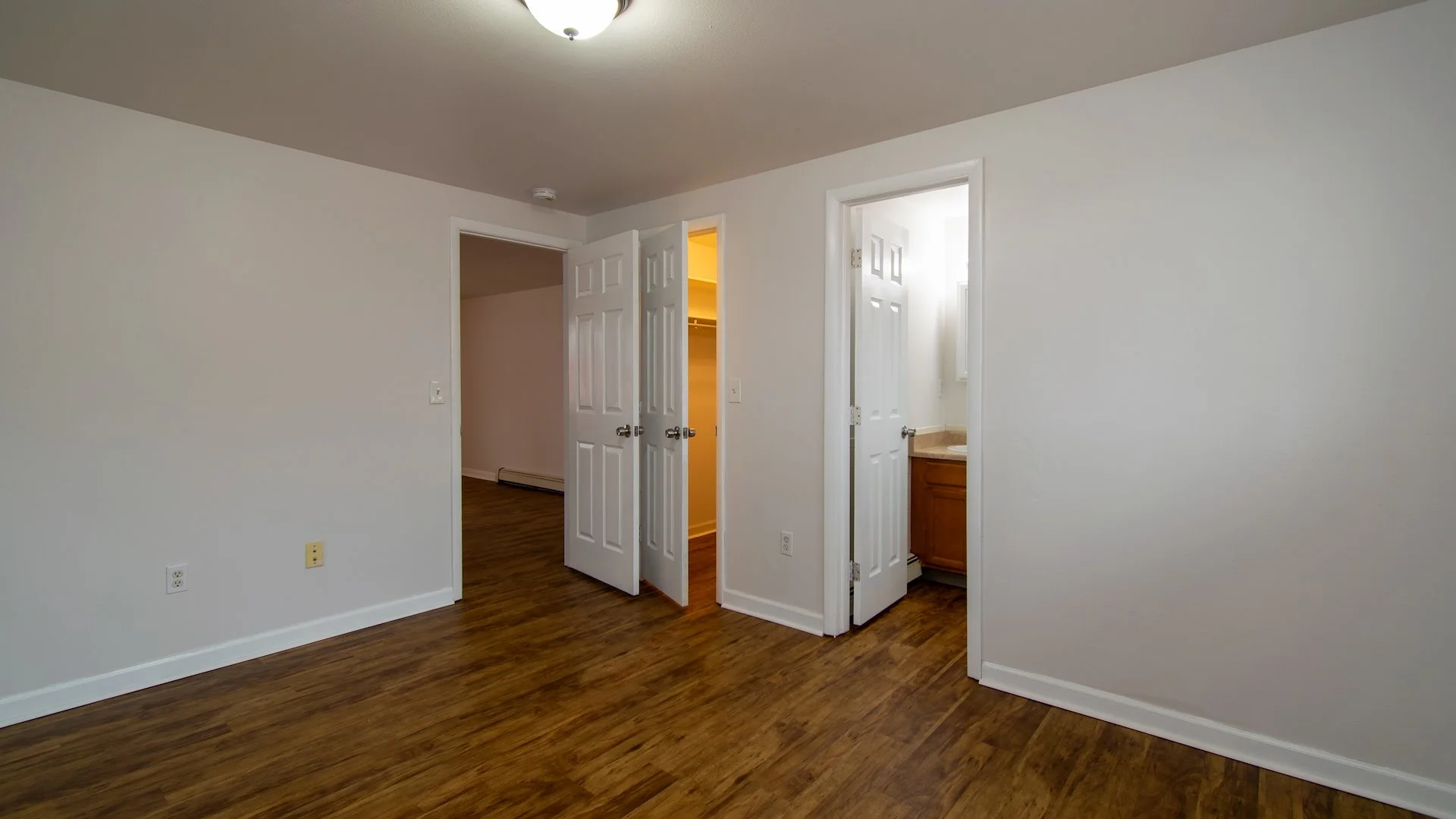 208 S Jefferson Ave — Sale in Loveland, CO, photo 6 of 6