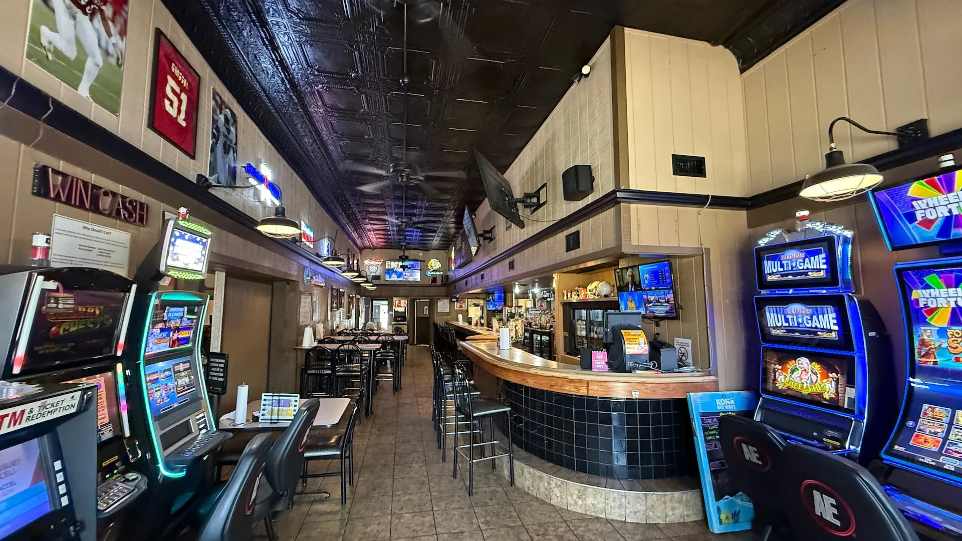 Downtown Canton Owner User Mixed-Use Opportunity — Sale in Canton, IL, photo 4 of 6