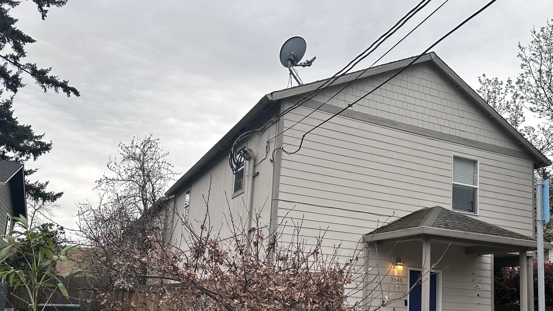 Duplexes on 119th — Sale in Portland, OR, photo 3 of 5