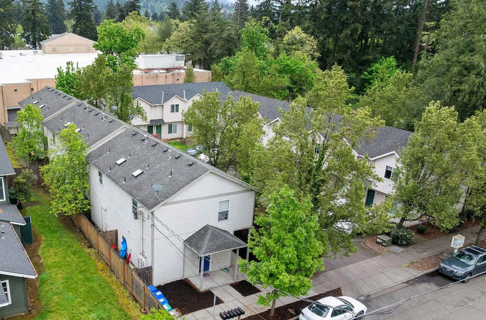Duplexes on 119th — Sale in Portland, OR, photo 5 of 5