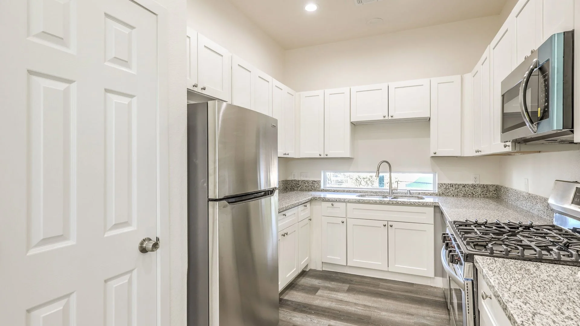 Crown Portfolio - 150 Copper St — Sale in Henderson, NV, photo 2 of 8
