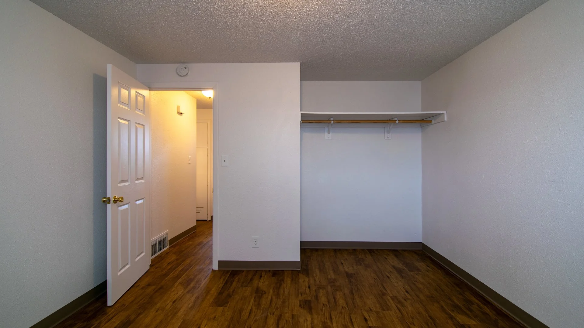 4912 S Iowa Ave — Sale in Loveland, CO, photo 5 of 5