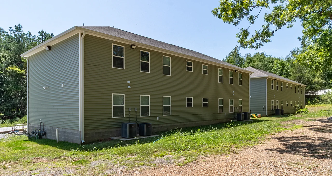 Lost Lane Flats — Sale in Mcewen, TN, photo 2 of 4