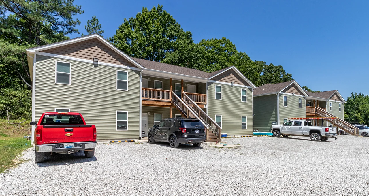 Lost Lane Flats — Sale in Mcewen, TN, photo 3 of 4