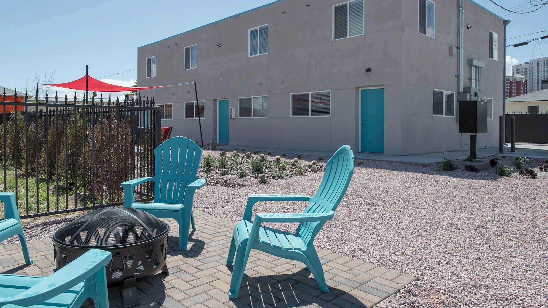 343 & 345 N 10th St — Sale in Las Vegas, NV, photo 3 of 8