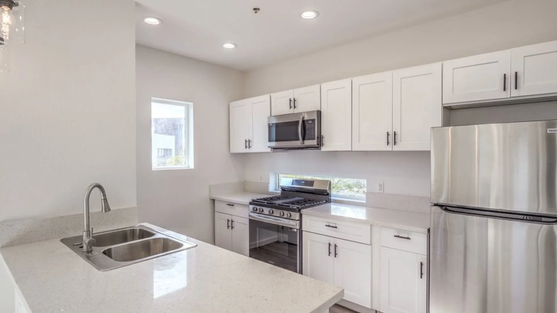 Crown Portfolio - 251 S Texas Ave — Sale in Henderson, NV, photo 8 of 8