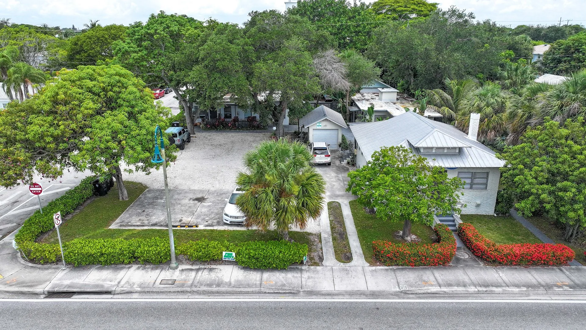 Federal Flats — Sale in Lake Worth Beach, FL, photo 1 of 2