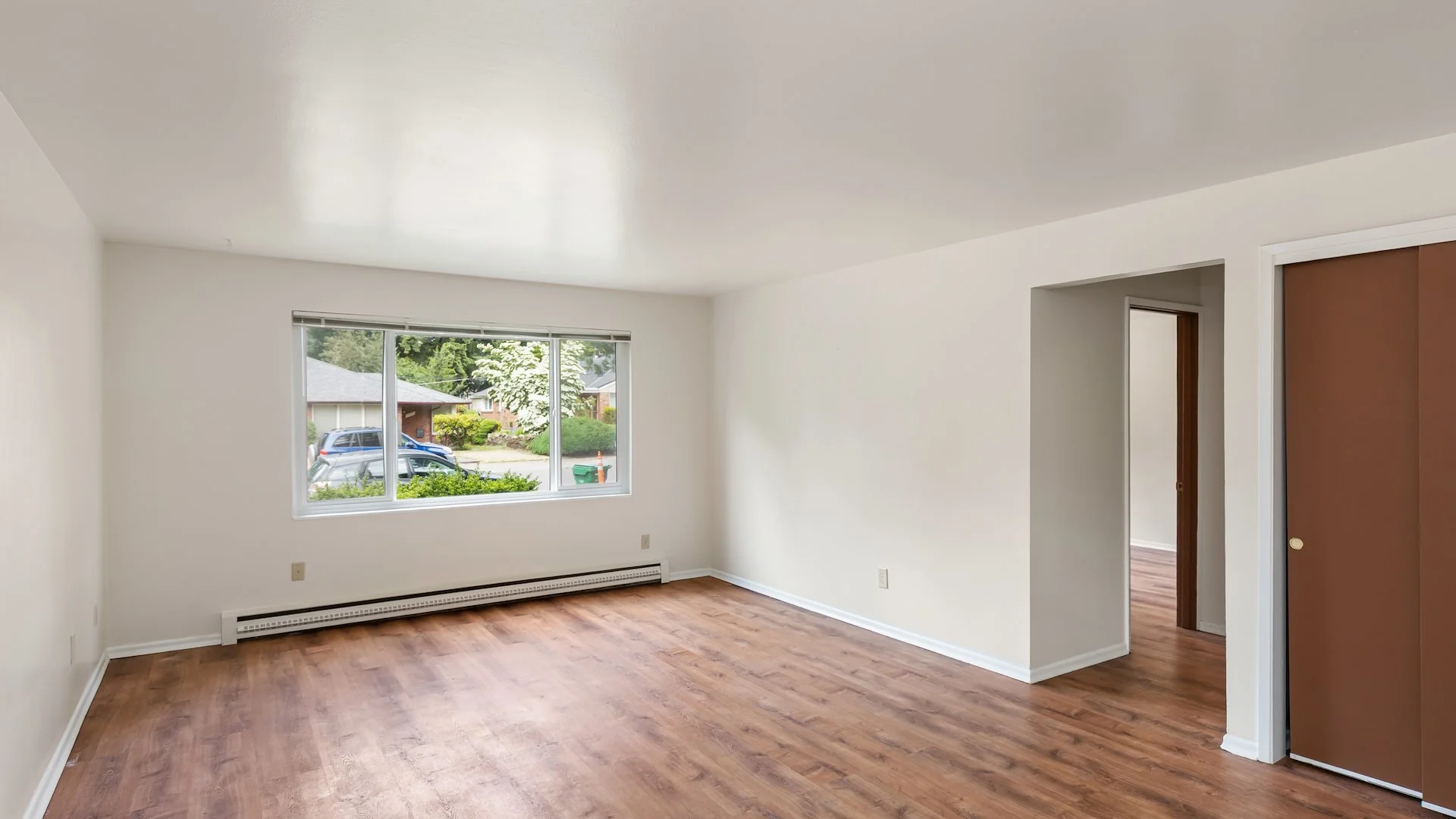 Lake City Apartments — Sale in Seattle, WA, photo 2 of 7