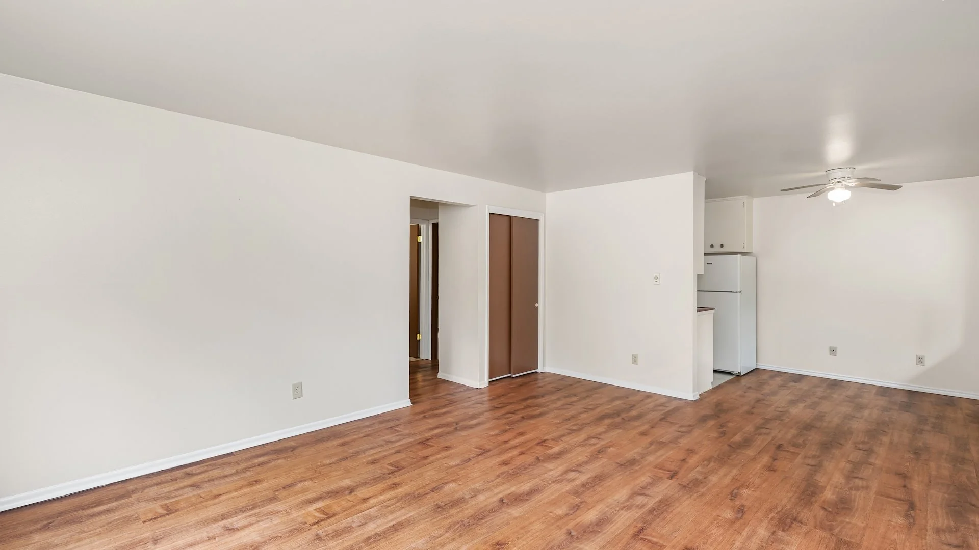 Lake City Apartments — Sale in Seattle, WA, photo 6 of 7