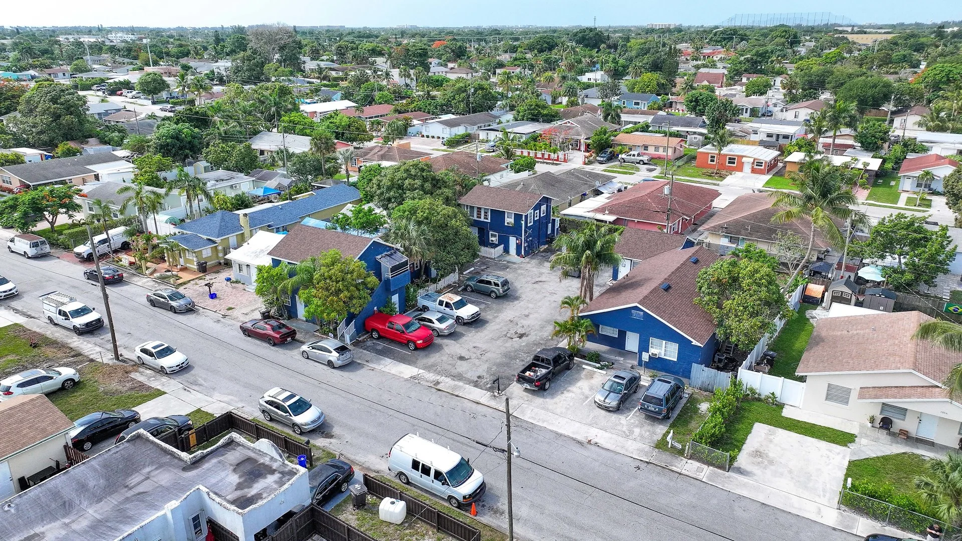 Lakewood Flats — Sale in West Palm Beach, FL, photo 1 of 2