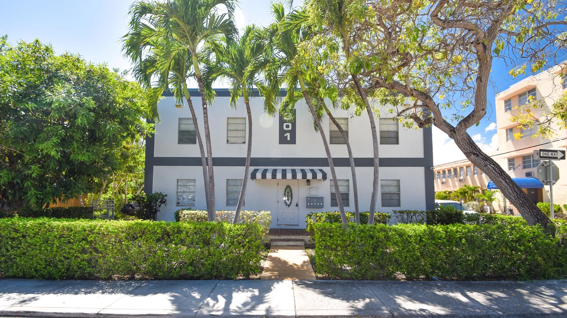 301 S M St — Sale in Lake Worth Beach, FL, photo 1 of 2