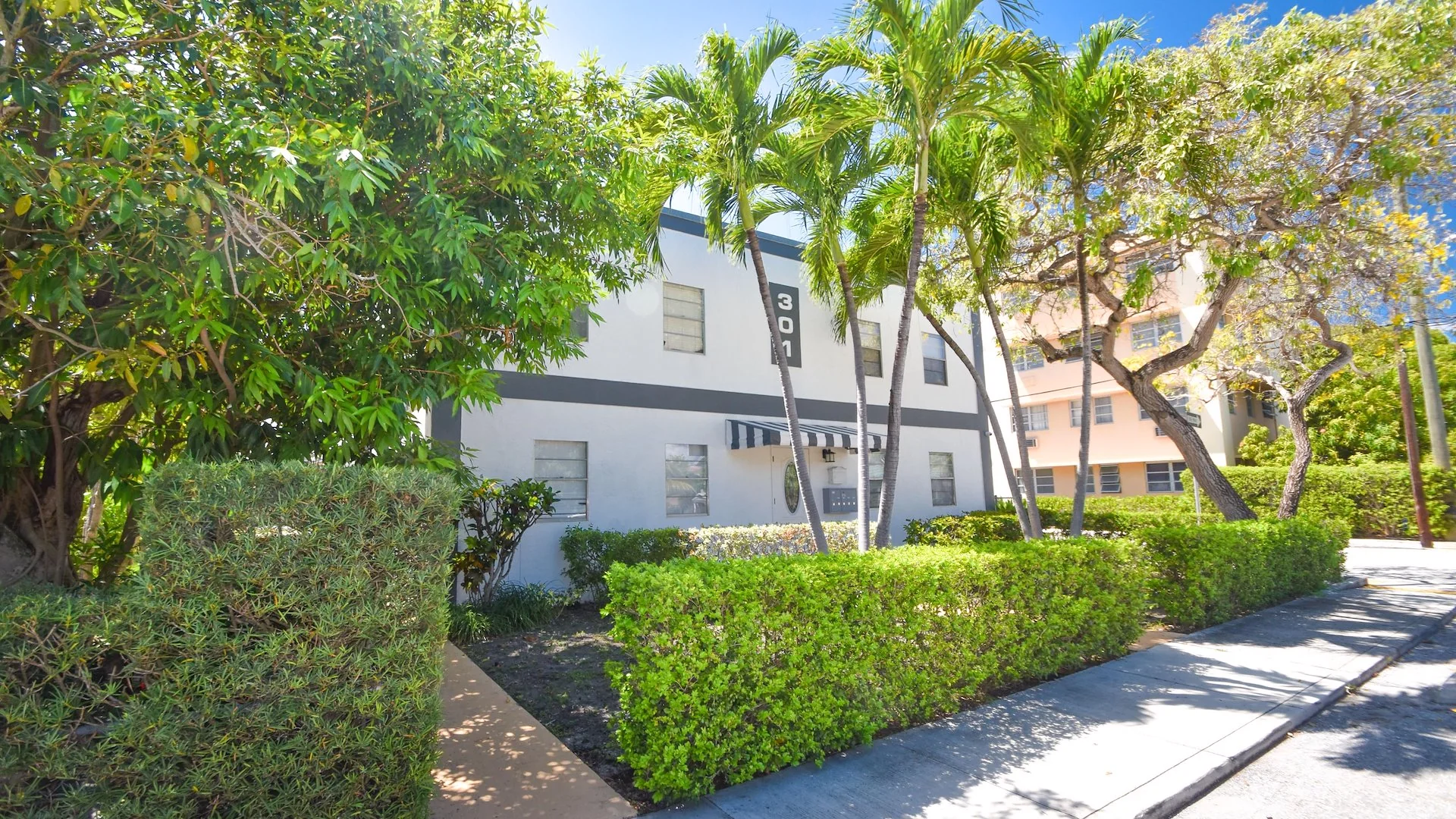 301 S M St — Sale in Lake Worth Beach, FL, photo 2 of 2