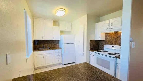 1129 Willow Rd, Menlo Park, CA 94025 — Sale in Menlo Park, CA, photo 2 of 5