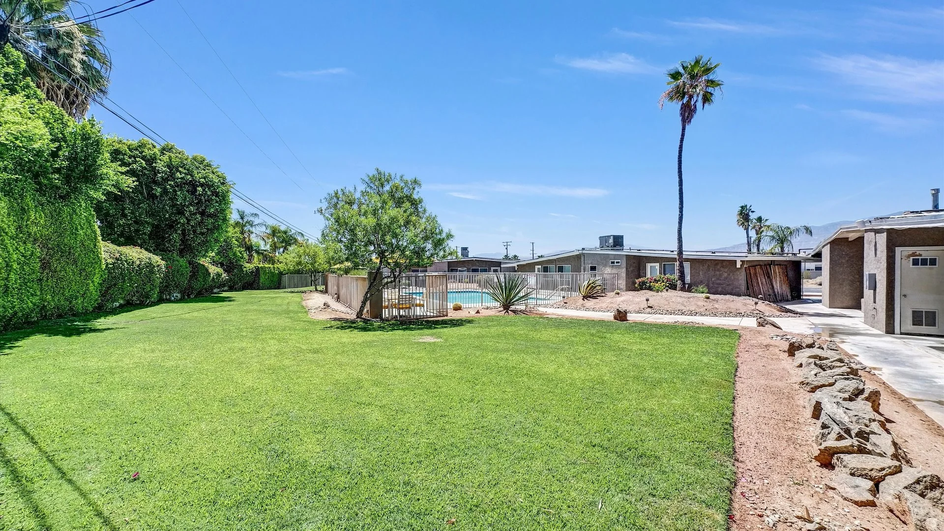 2200 E Sahara Rd — Sale in Palm Springs, CA, photo 2 of 8