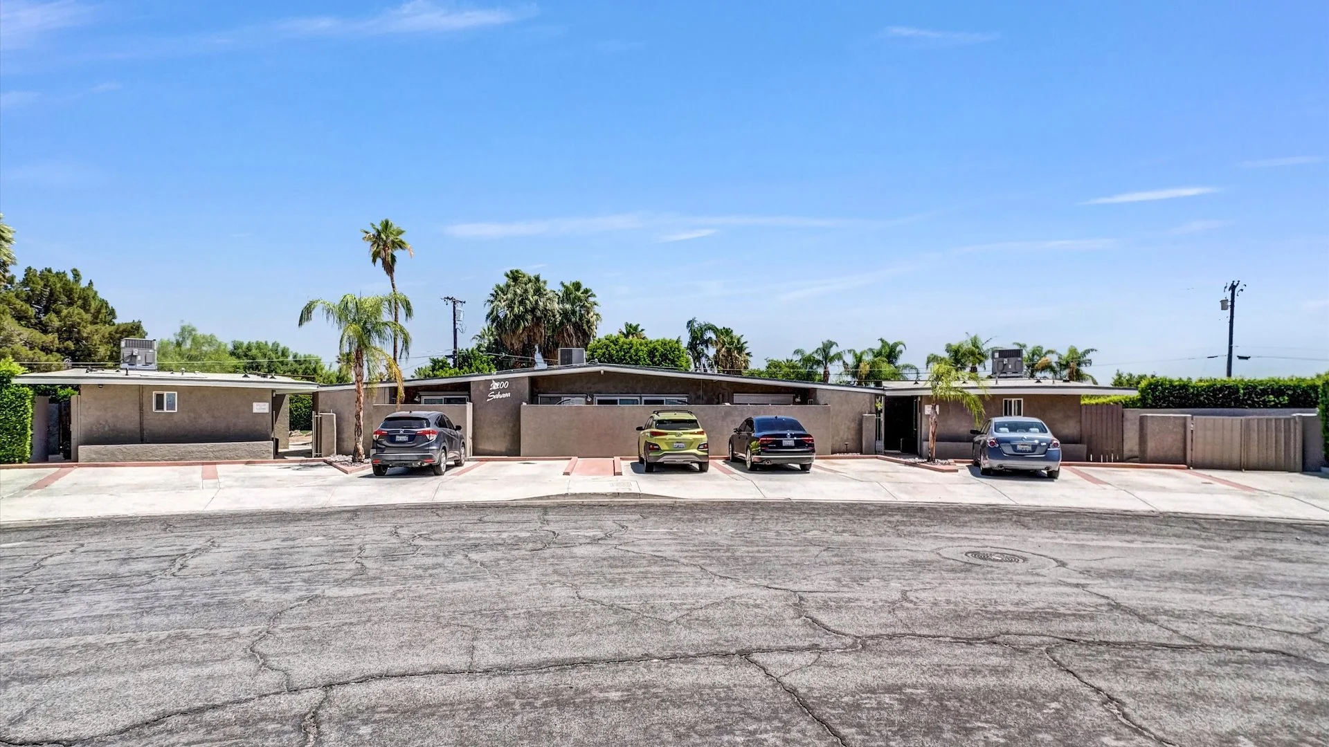 2200 E Sahara Rd — Sale in Palm Springs, CA, photo 3 of 8