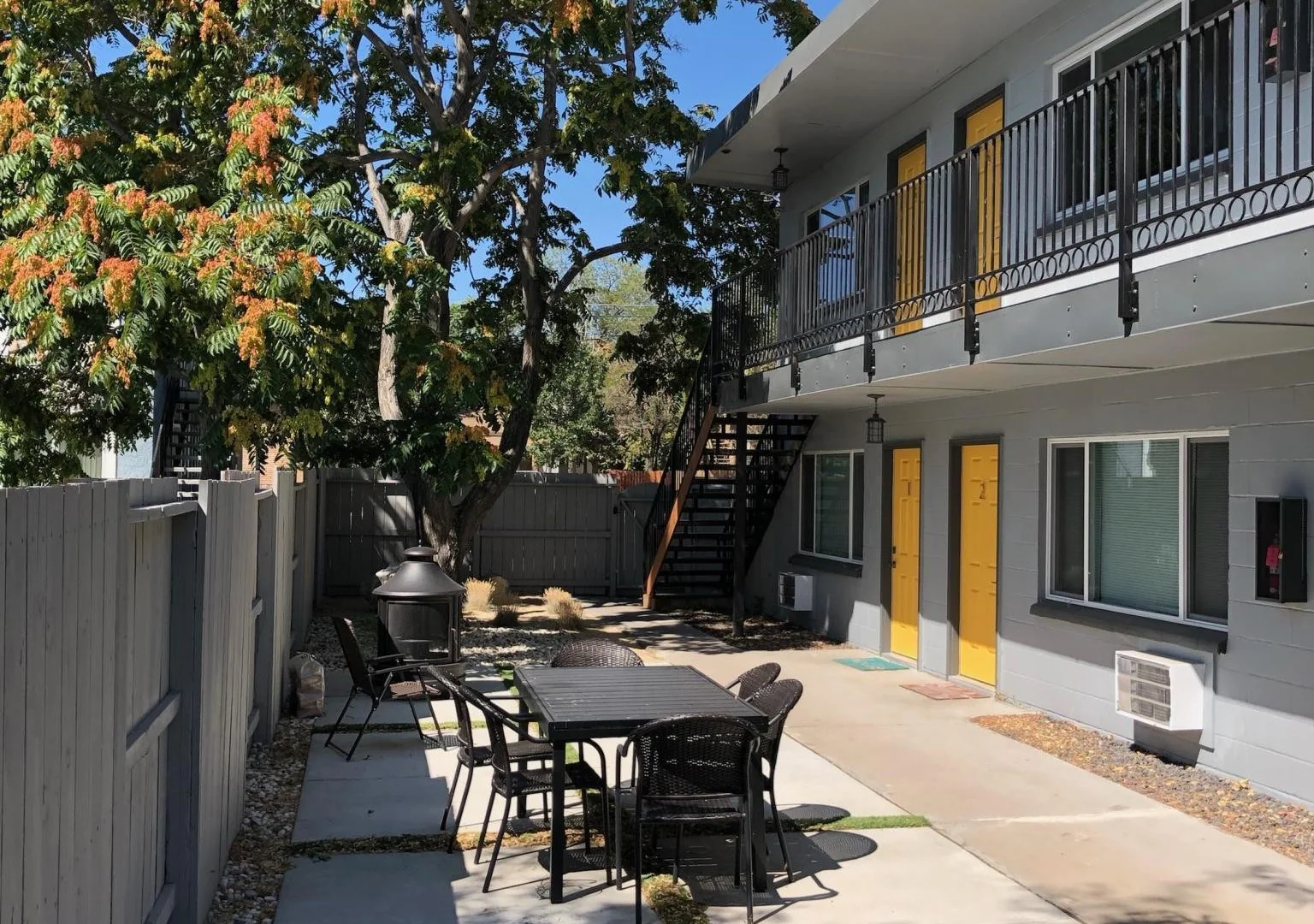 630 Sinclair — Sale in Reno, NV, photo 2 of 5