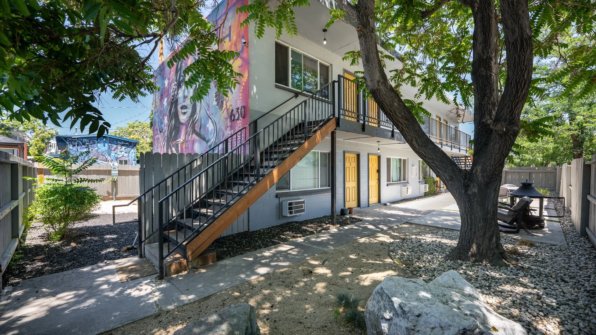 630 Sinclair — Sale in Reno, NV, photo 3 of 5
