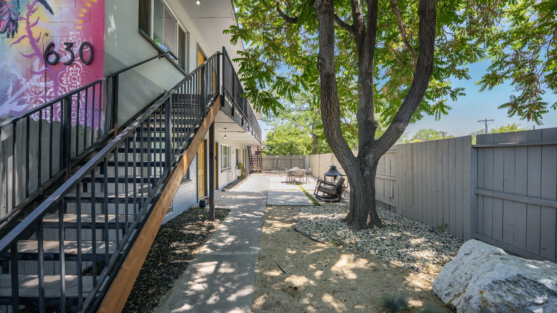 630 Sinclair — Sale in Reno, NV, photo 4 of 5