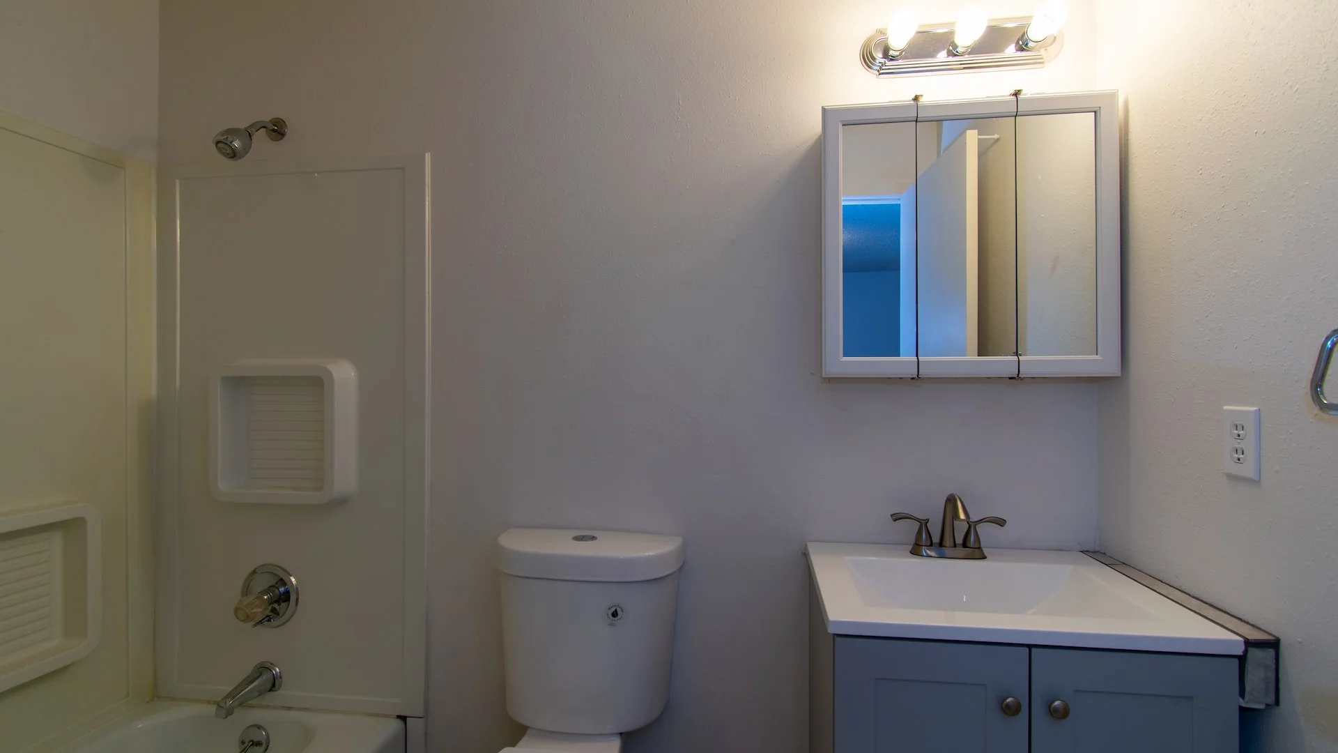 1428 S California Ave — Sale in Loveland, CO, photo 2 of 5