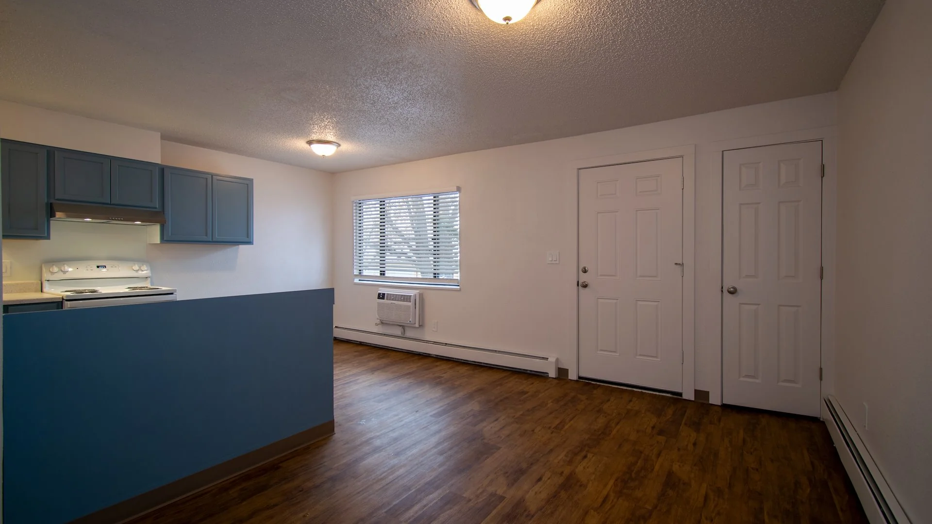 1428 S California Ave — Sale in Loveland, CO, photo 4 of 5