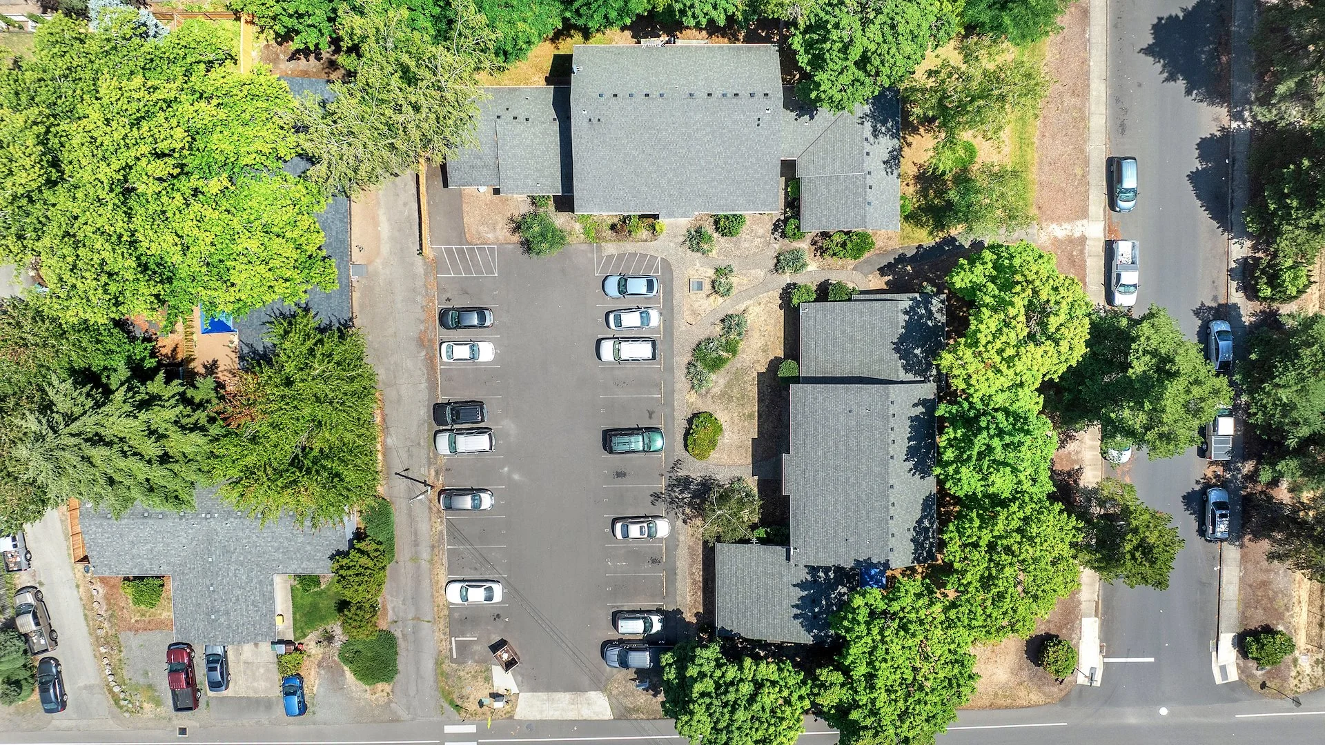 Cornell Place — Sale in Hillsboro, OR, photo 3 of 4
