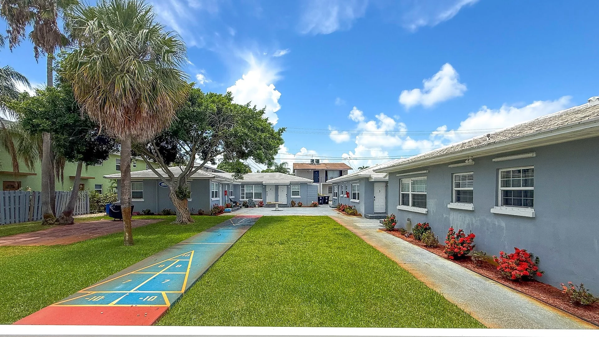 1001 S Federal Hwy — Sale in Lake Worth Beach, FL, photo 1 of 2