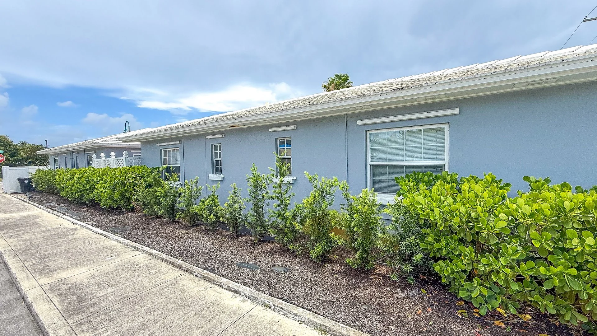 1001 S Federal Hwy — Sale in Lake Worth Beach, FL, photo 2 of 2