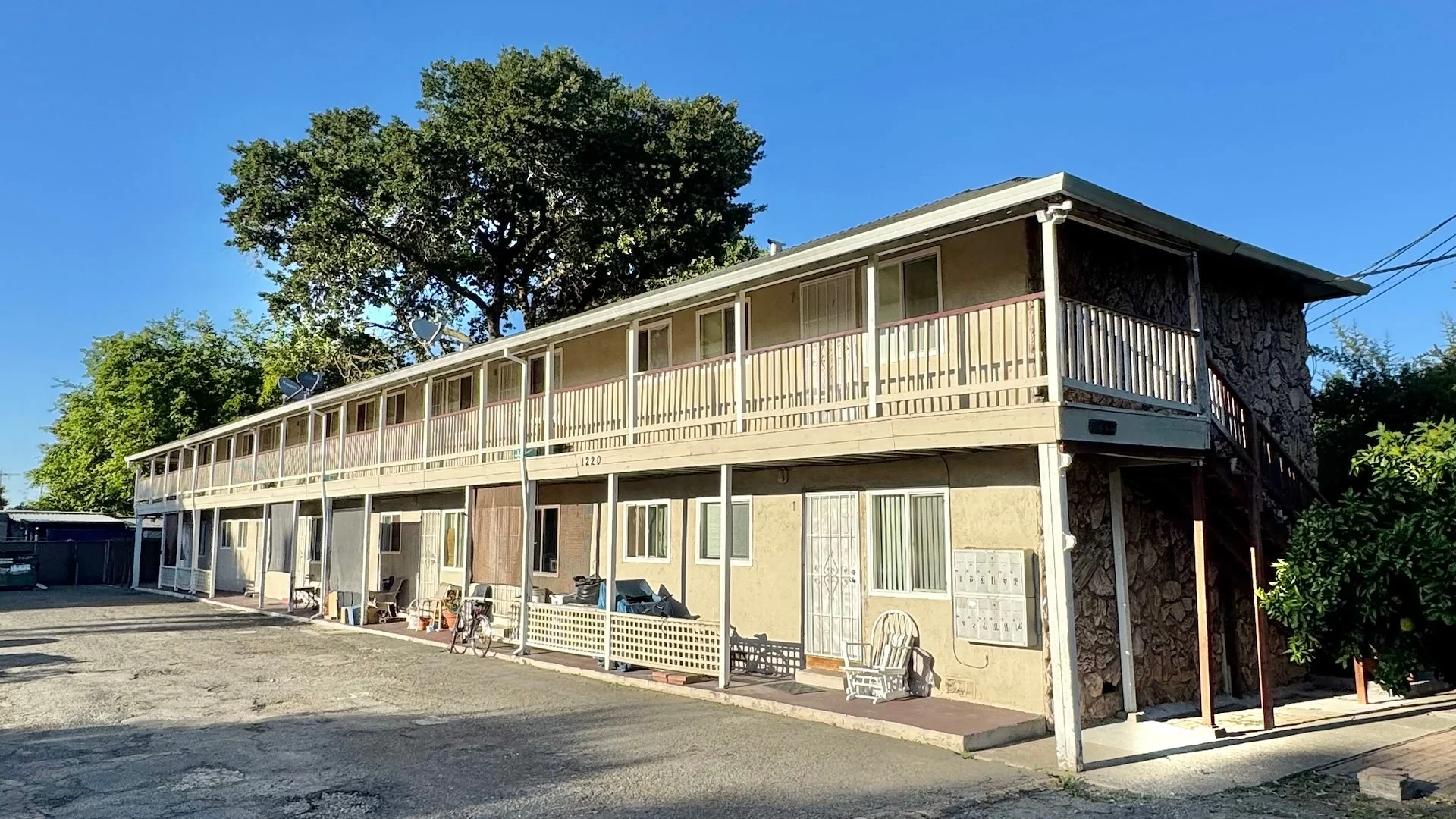 1220 Sacramento Ave — Sale in West Sacramento, CA, photo 1 of 7