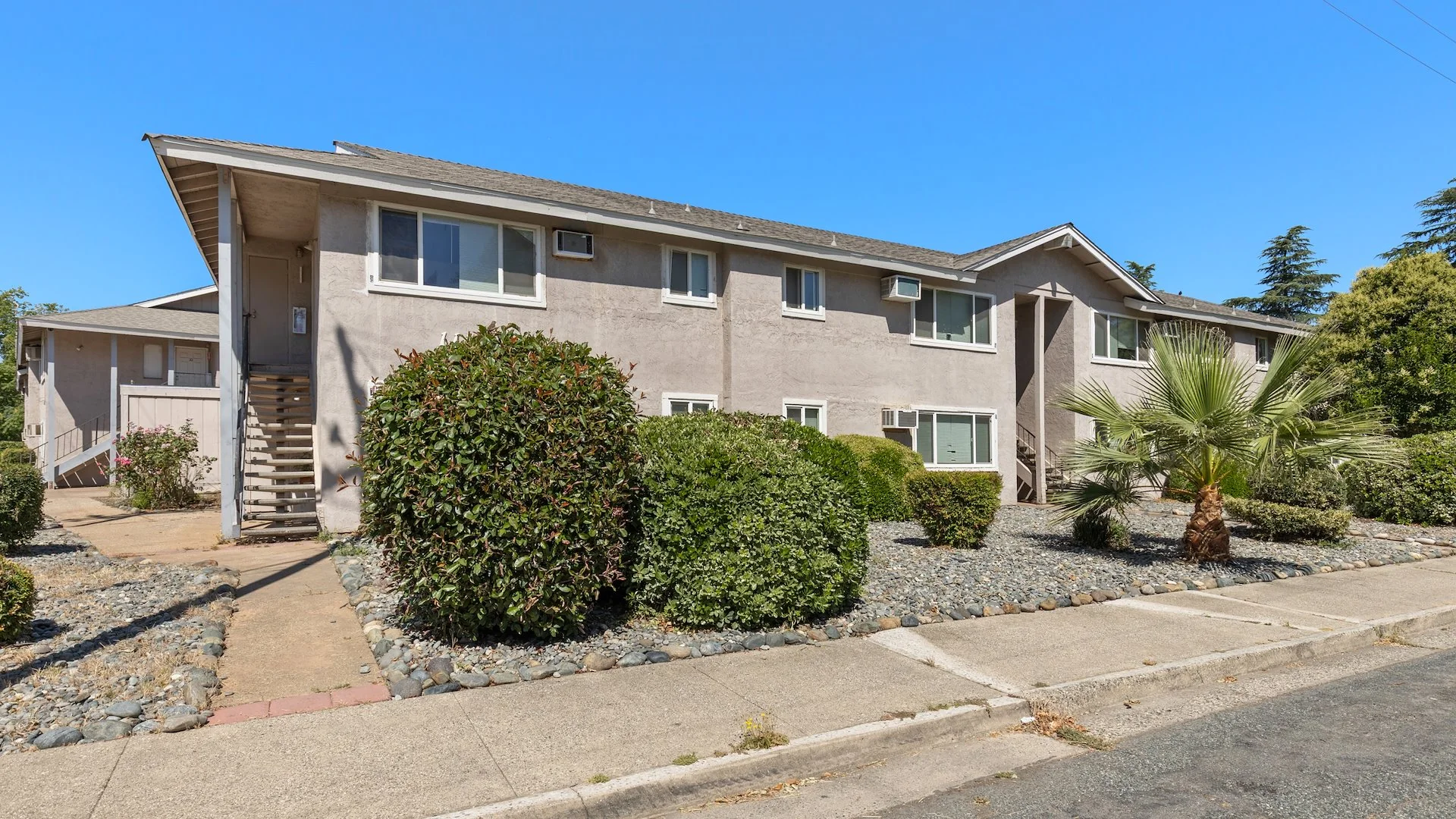 1150 Pine St — Sale in Oroville, CA, photo 4 of 8