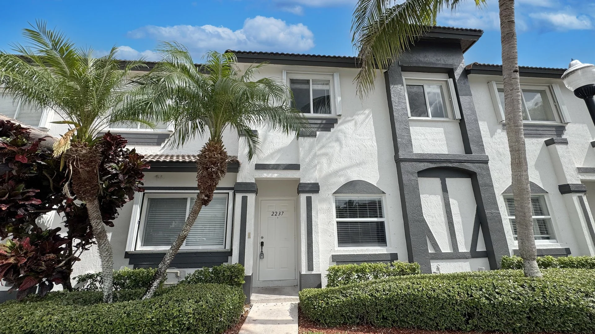 Towngate Condo Portfolio — Sale in Homestead, FL, photo 1 of 8