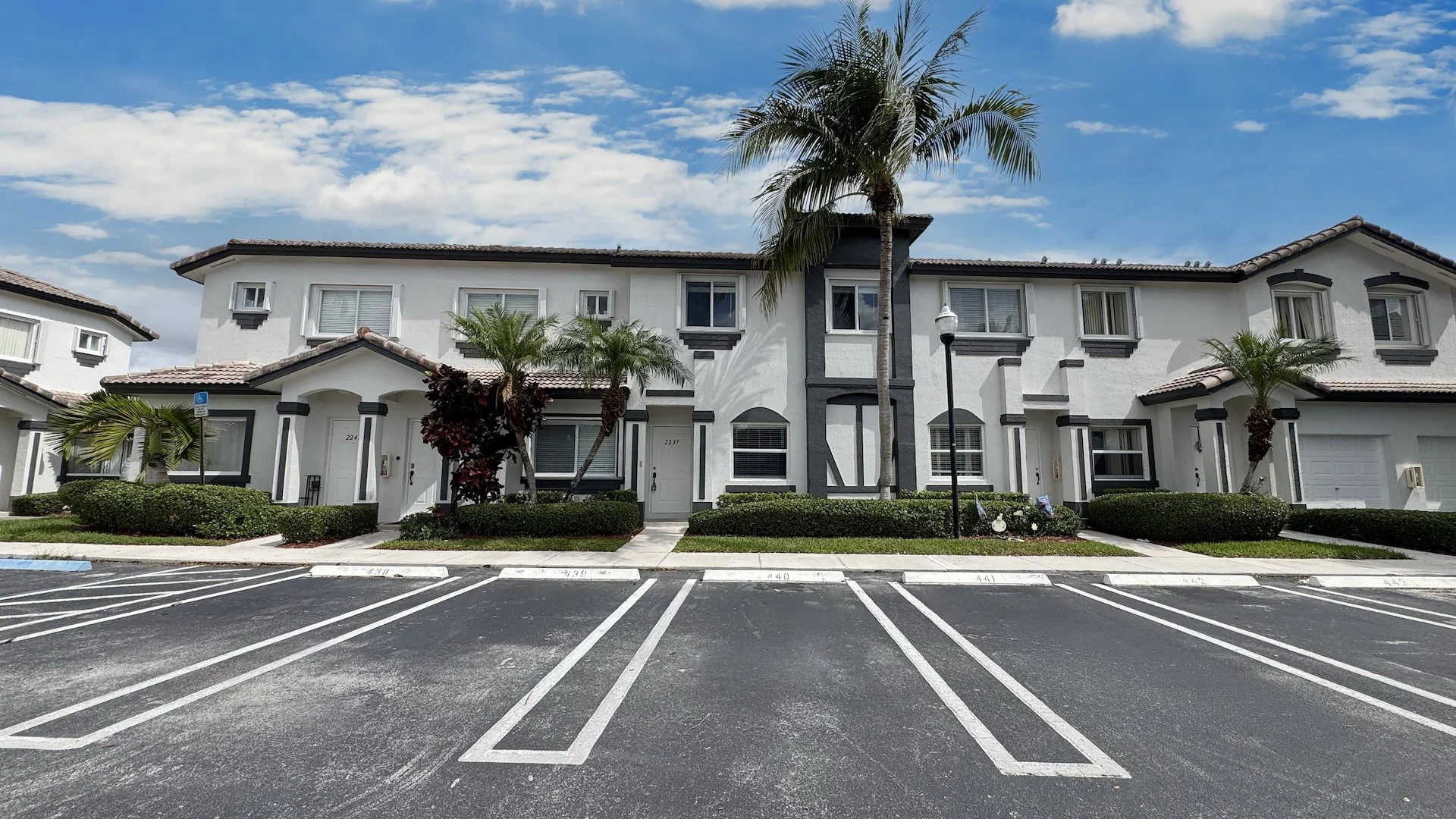 Towngate Condo Portfolio — Sale in Homestead, FL, photo 2 of 8