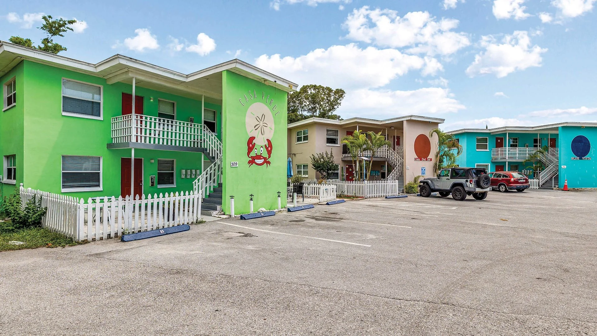309-312 Avanda Court — Sale in Clearwater, FL, photo 1 of 6
