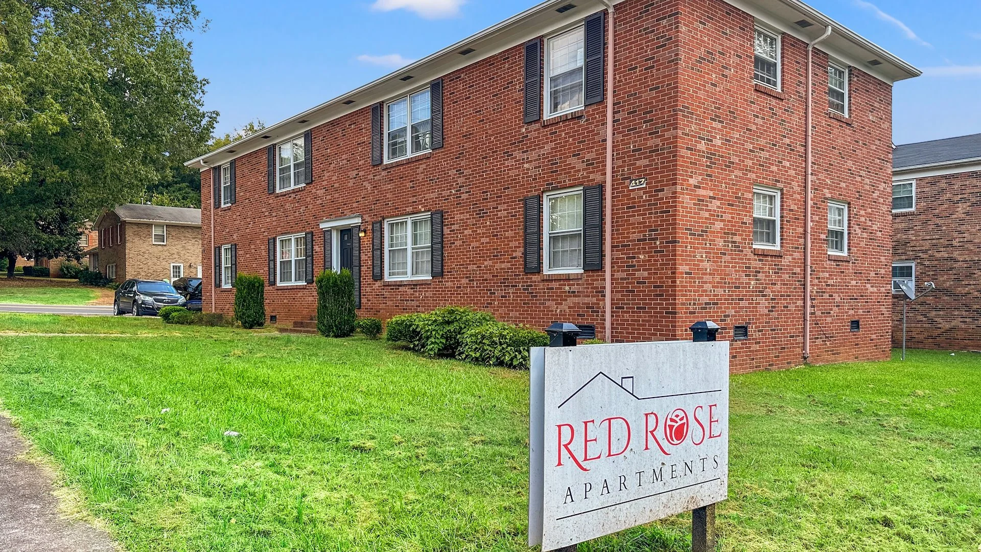 Red Rose Apartments — Sale in Lancaster, SC, photo 2 of 4
