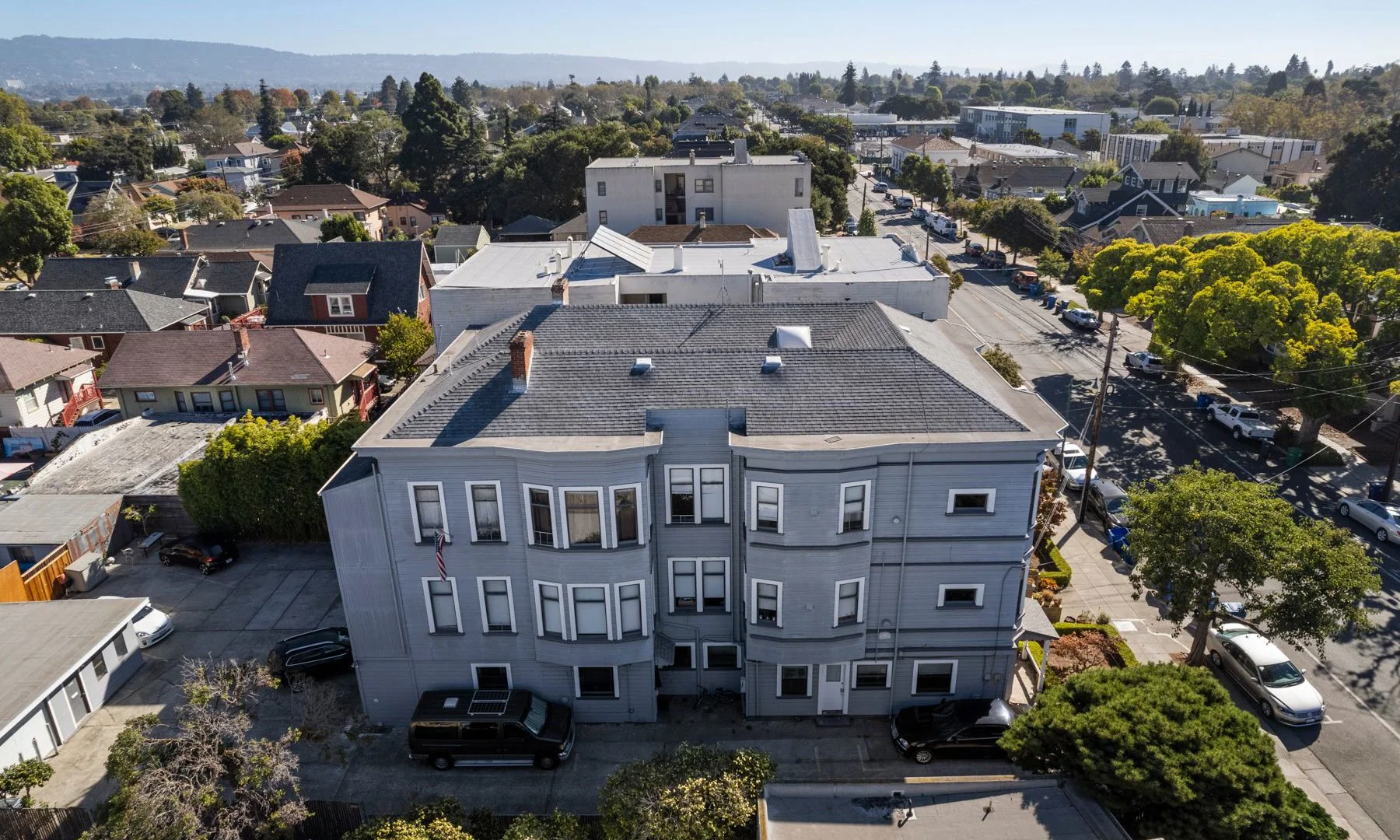 739 Santa Clara Ave — Sale in Alameda, CA, photo 2 of 4