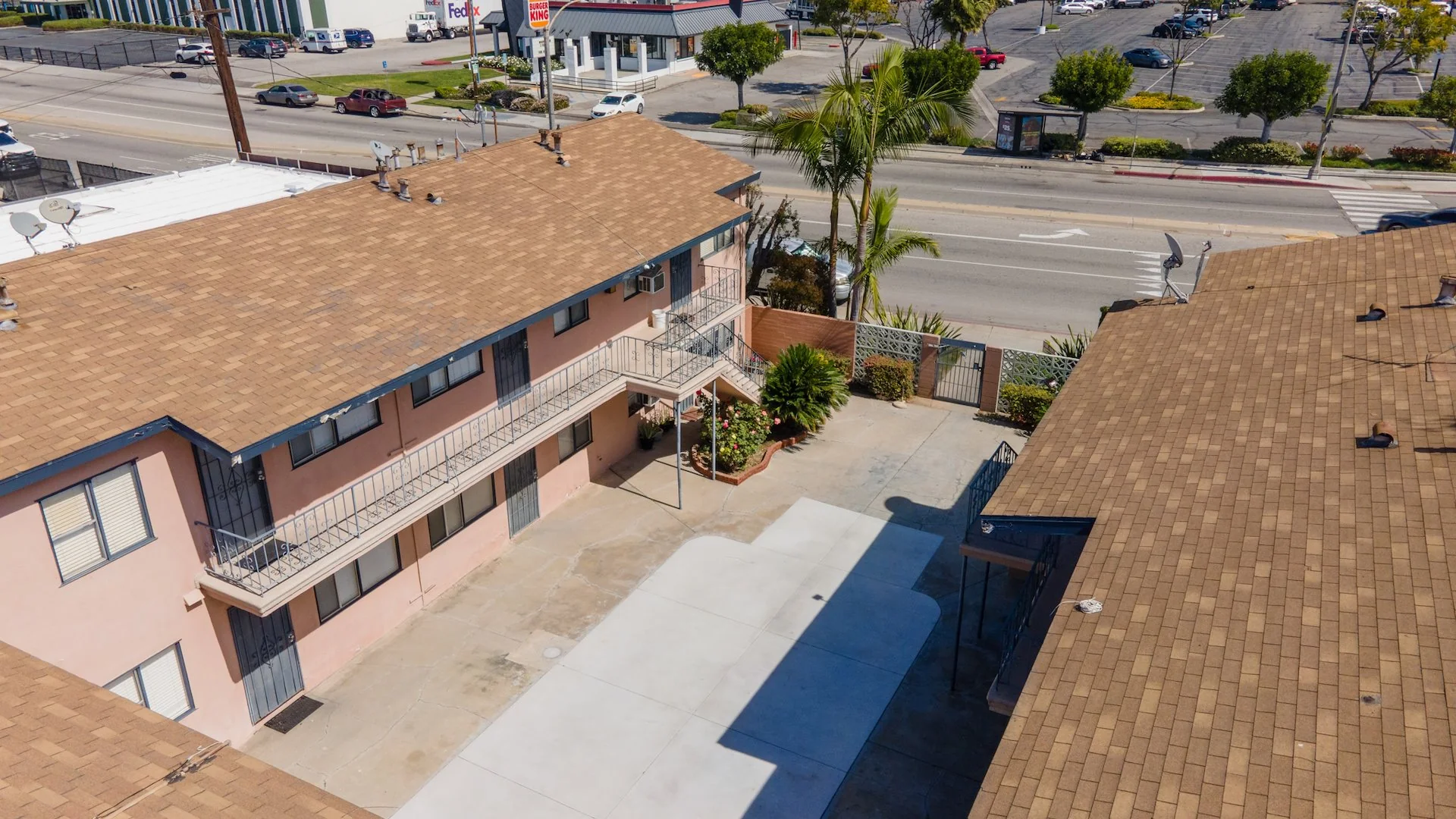 5503 Cherry Ave — Sale in Long Beach, CA, photo 2 of 6