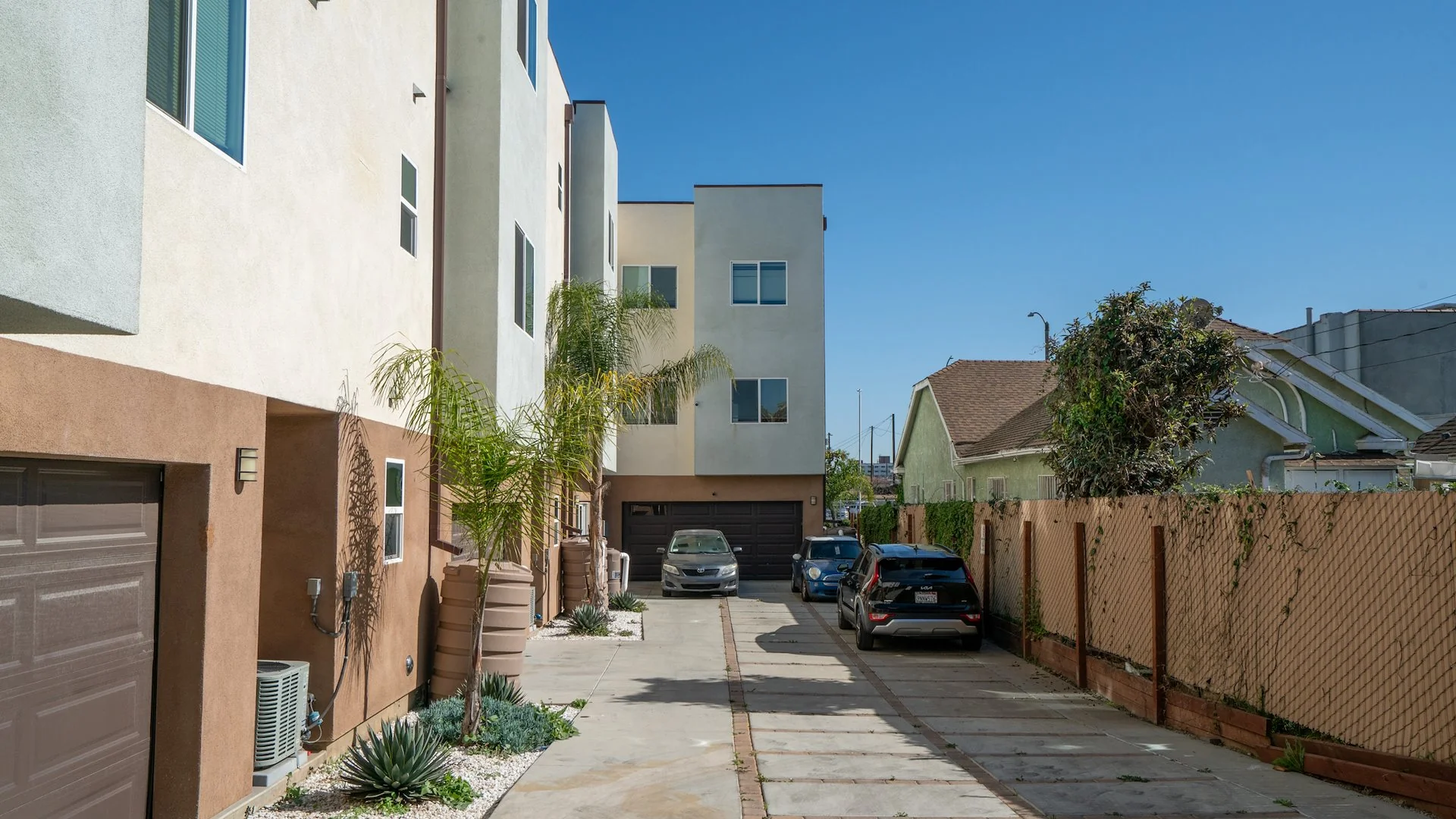 1491 Atlantic Ave — Sale in Long Beach, CA, photo 5 of 6