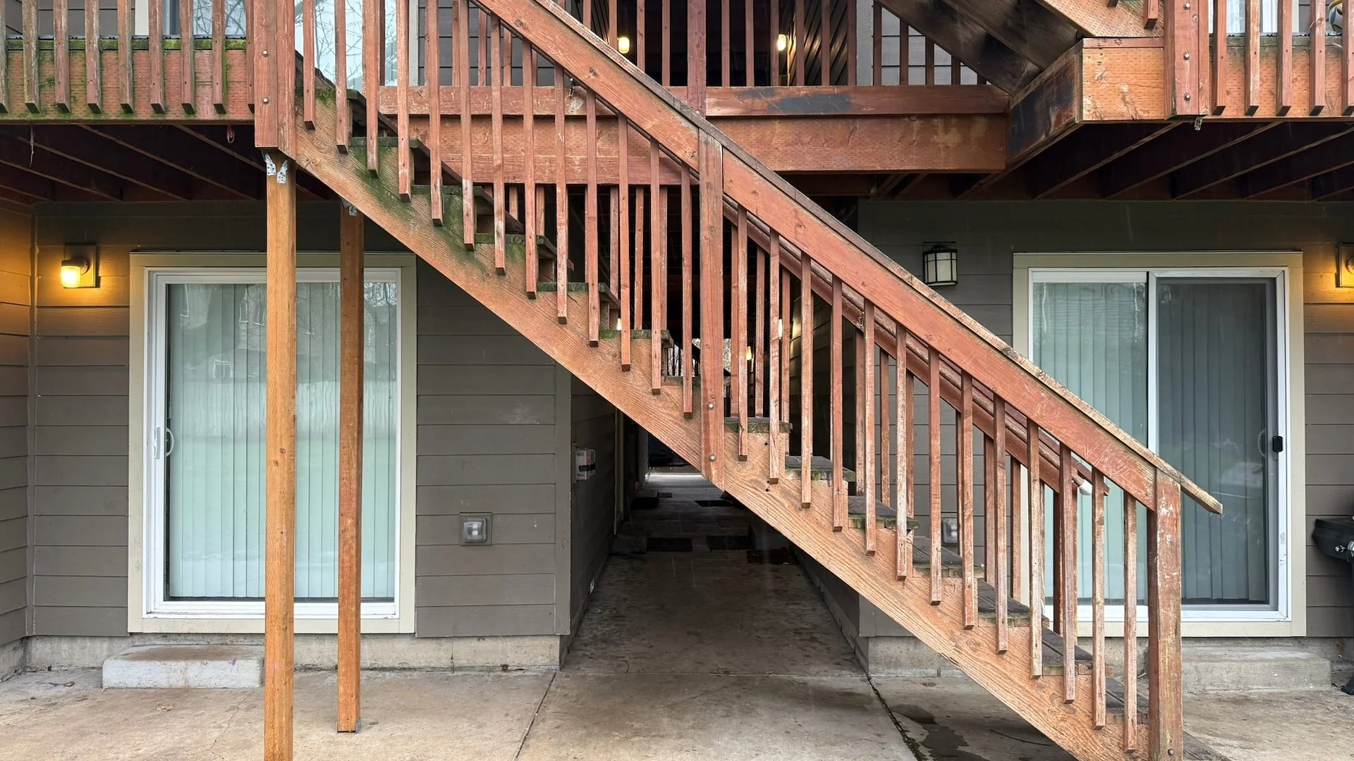 120 SE 143rd — Sale in Portland, OR, photo 2 of 2