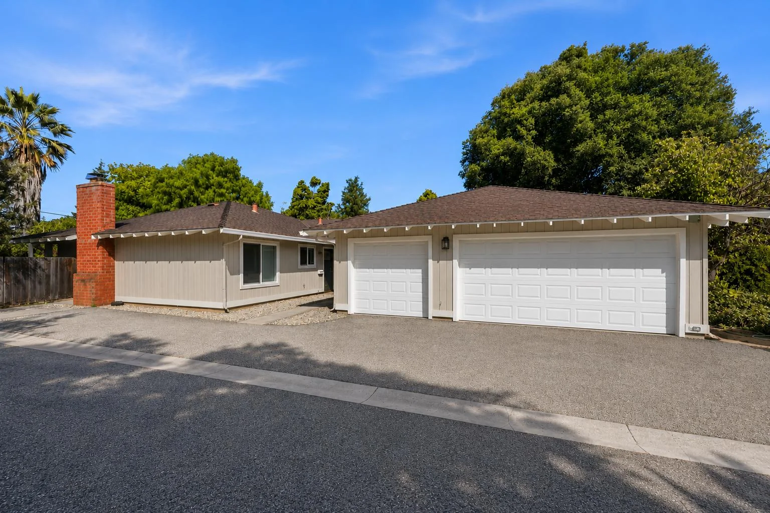 945-947 Miramonte Ave — Sale in Mountain View, CA, photo 3 of 5