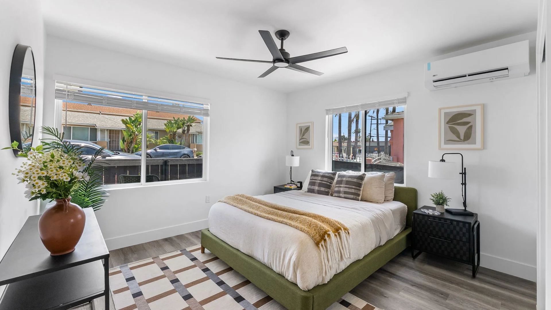 2722 Nye St — Sale in San Diego, CA, photo 2 of 8