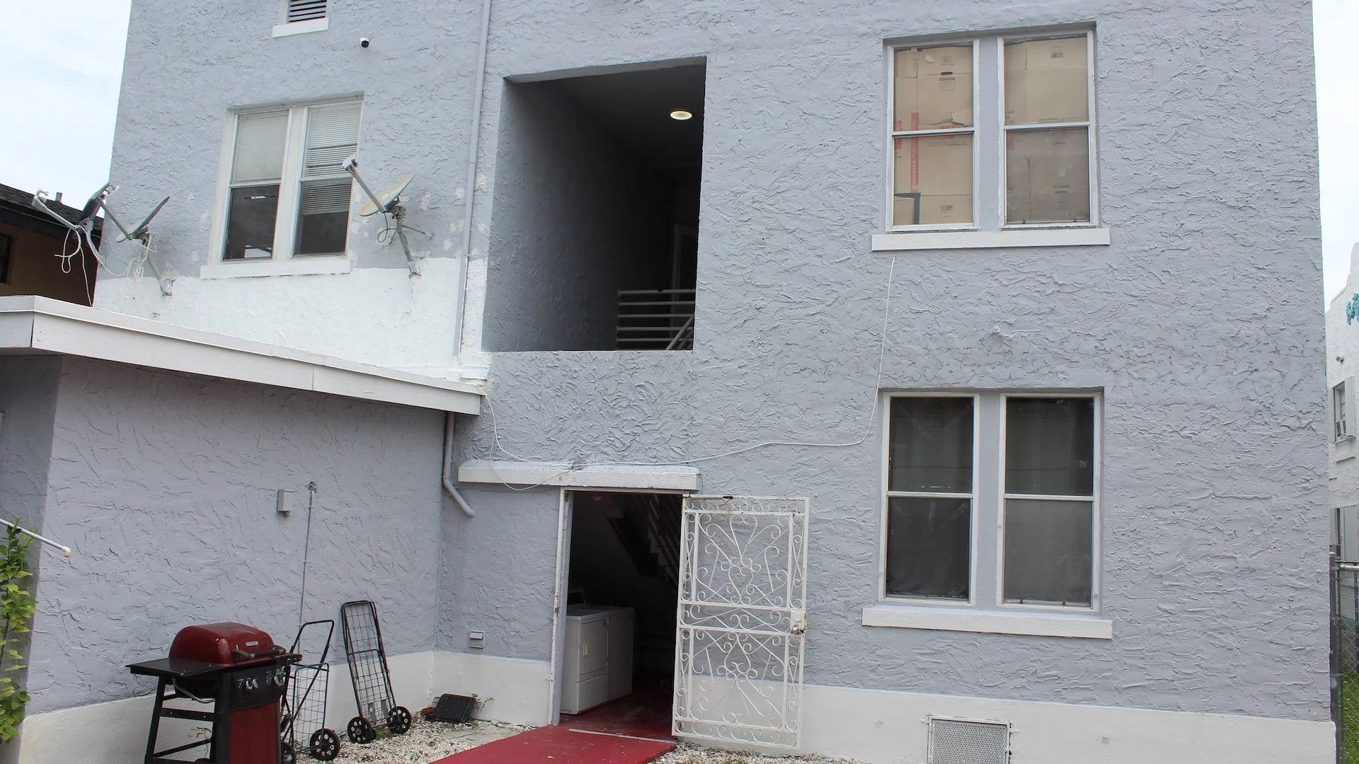 1528 SW 5th Street — Sale in Miami, FL, photo 2 of 4