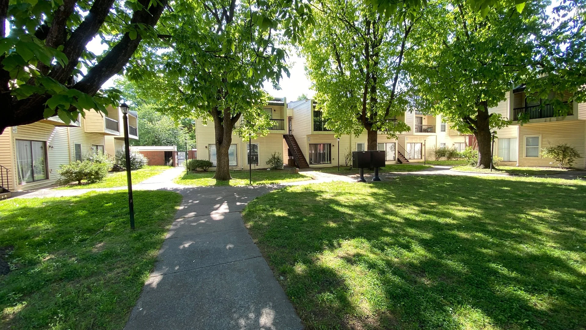 Minerva Court Condominiums — Sale in Louisville, KY, photo 8 of 8