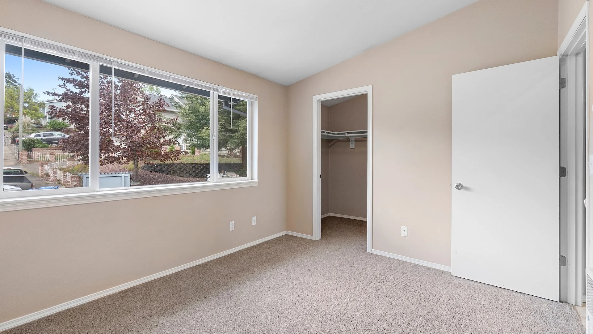 Redwood Hills — Sale in Salem, OR, photo 2 of 6