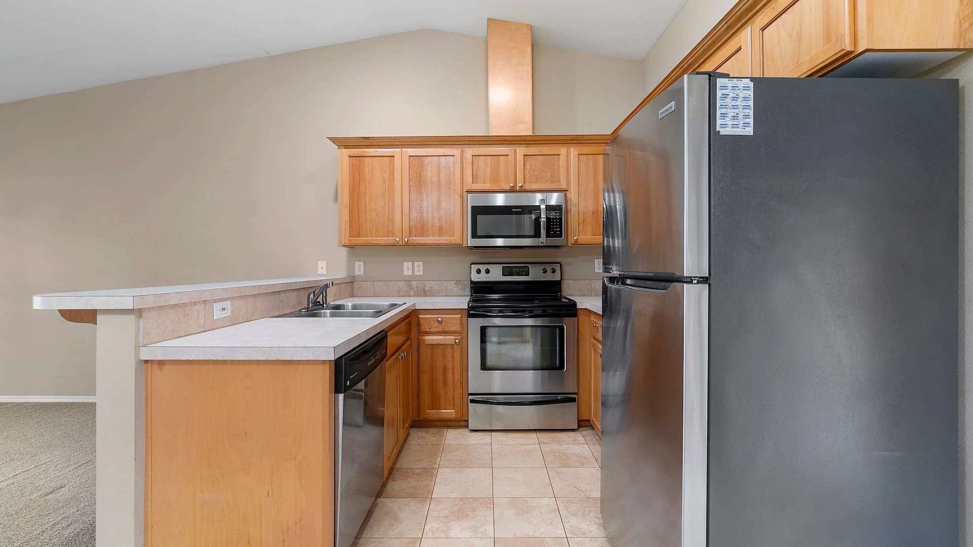 Redwood Hills — Sale in Salem, OR, photo 4 of 6