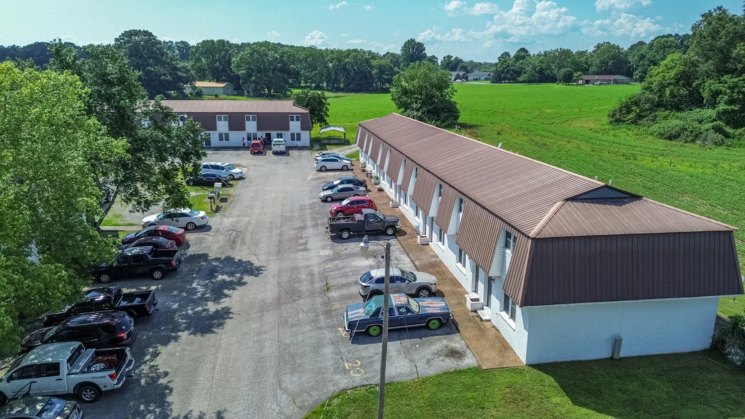 Maplewood Apartments — Sale in Winchester, TN, photo 1 of 4