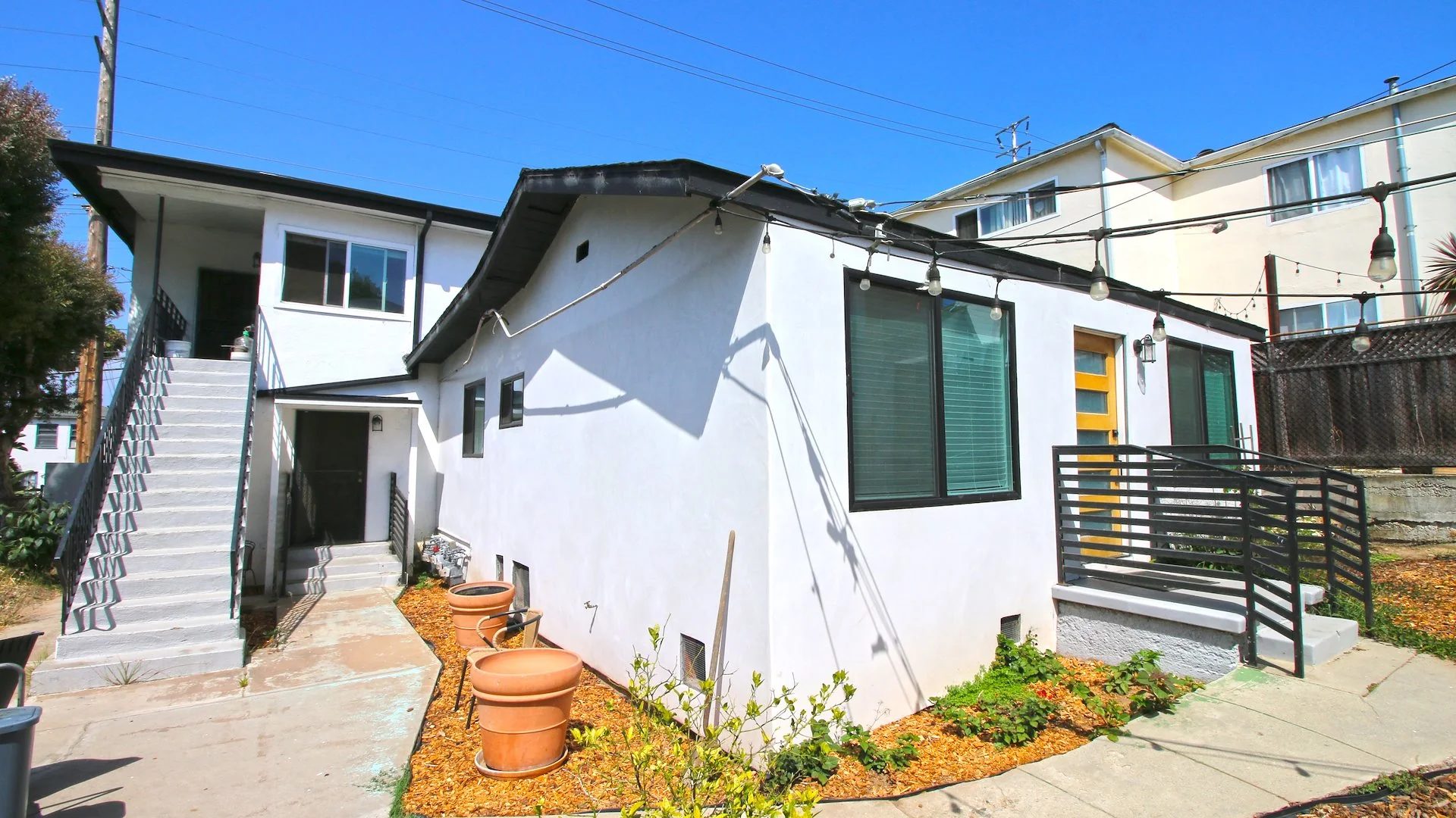 1833 19th St — Sale in Santa Monica, CA, photo 4 of 5